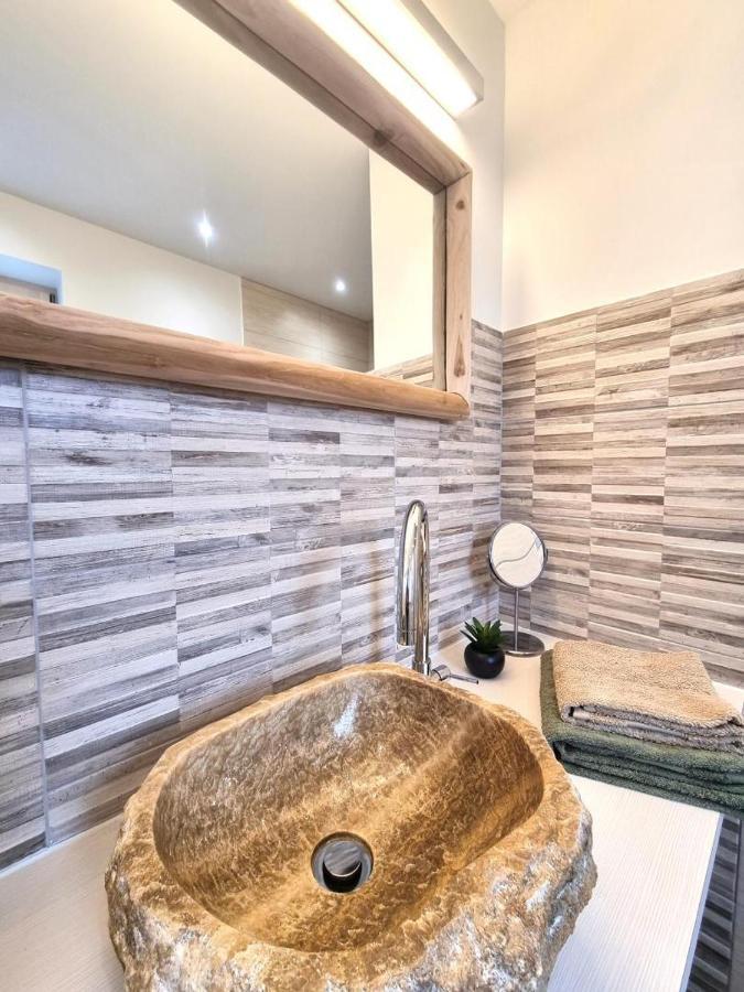 La Cle Des Chaumes Bed & Breakfast Boisset-les-Montrond Luaran gambar