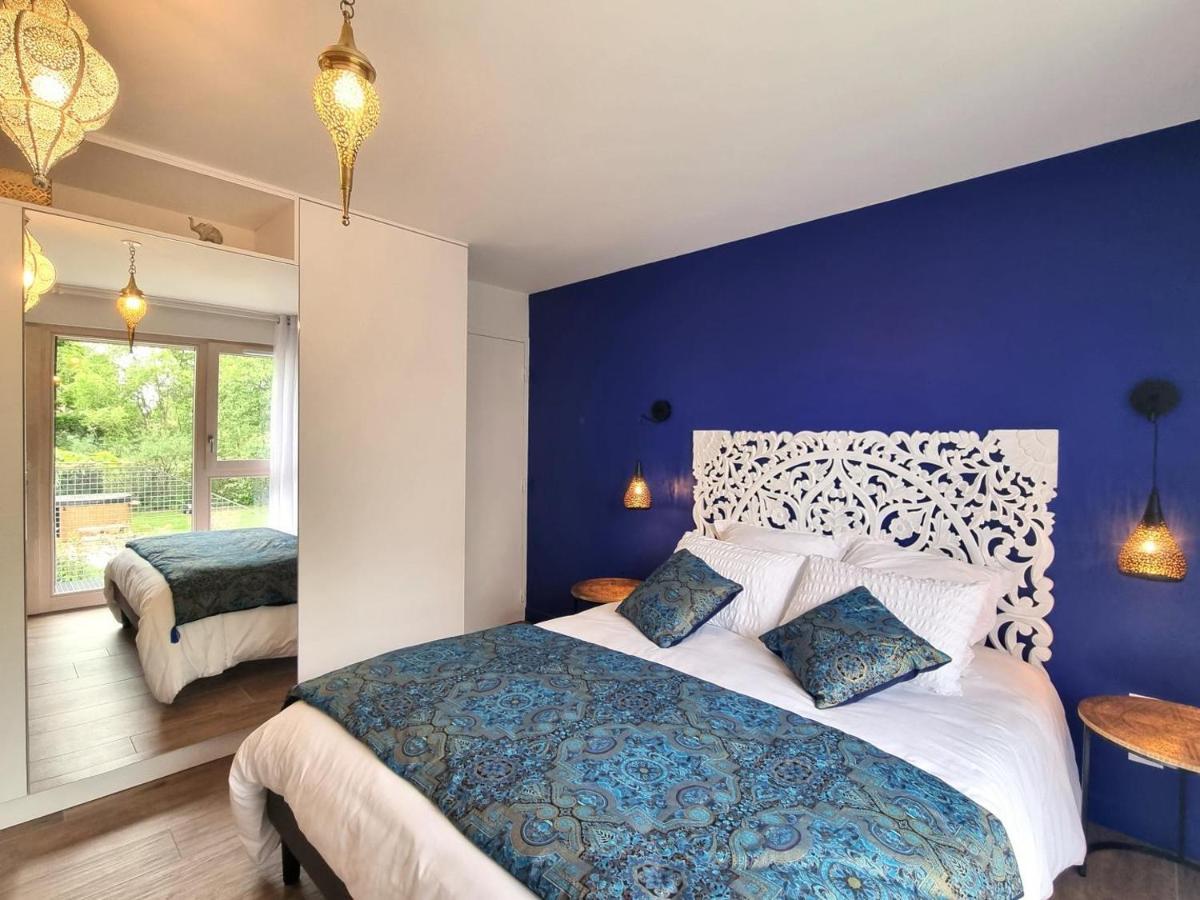 La Cle Des Chaumes Bed & Breakfast Boisset-les-Montrond Luaran gambar
