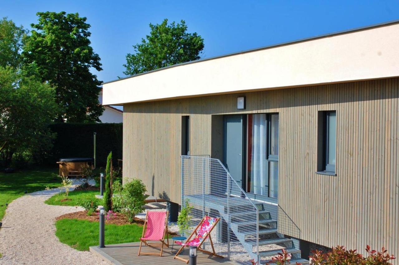 La Cle Des Chaumes Bed & Breakfast Boisset-les-Montrond Luaran gambar